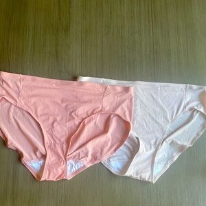NWOT WOMENS HANES UNDERWEAR BUNDLE 2XL​​​​​​​